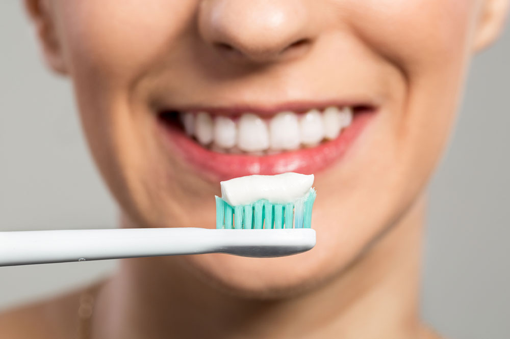 Teeth Whitening Toothpaste – Tips and Top Picks