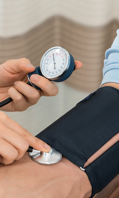 6 mistakes that produce false blood pressure readings