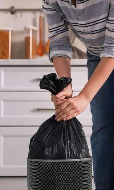 8 ways to prevent trash bags from slipping