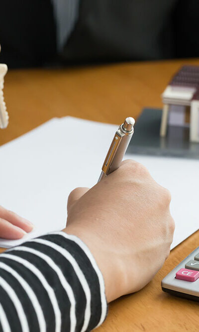 5 essential things to know before buying a home